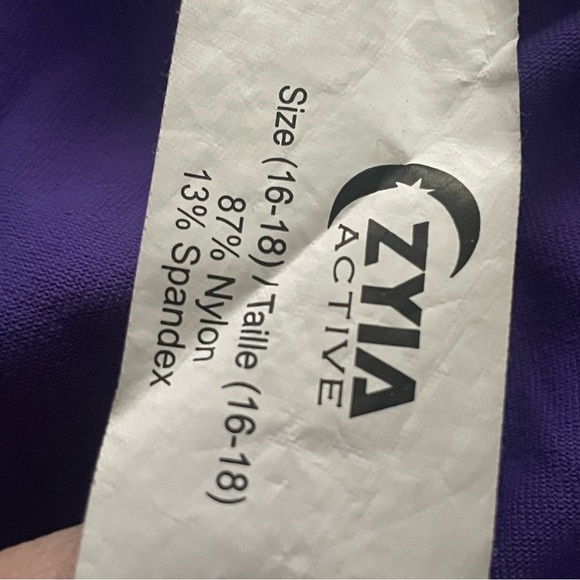 Zyia ascend hi rise 20” capri size 16 to 18 purple - Picture 6 of 6